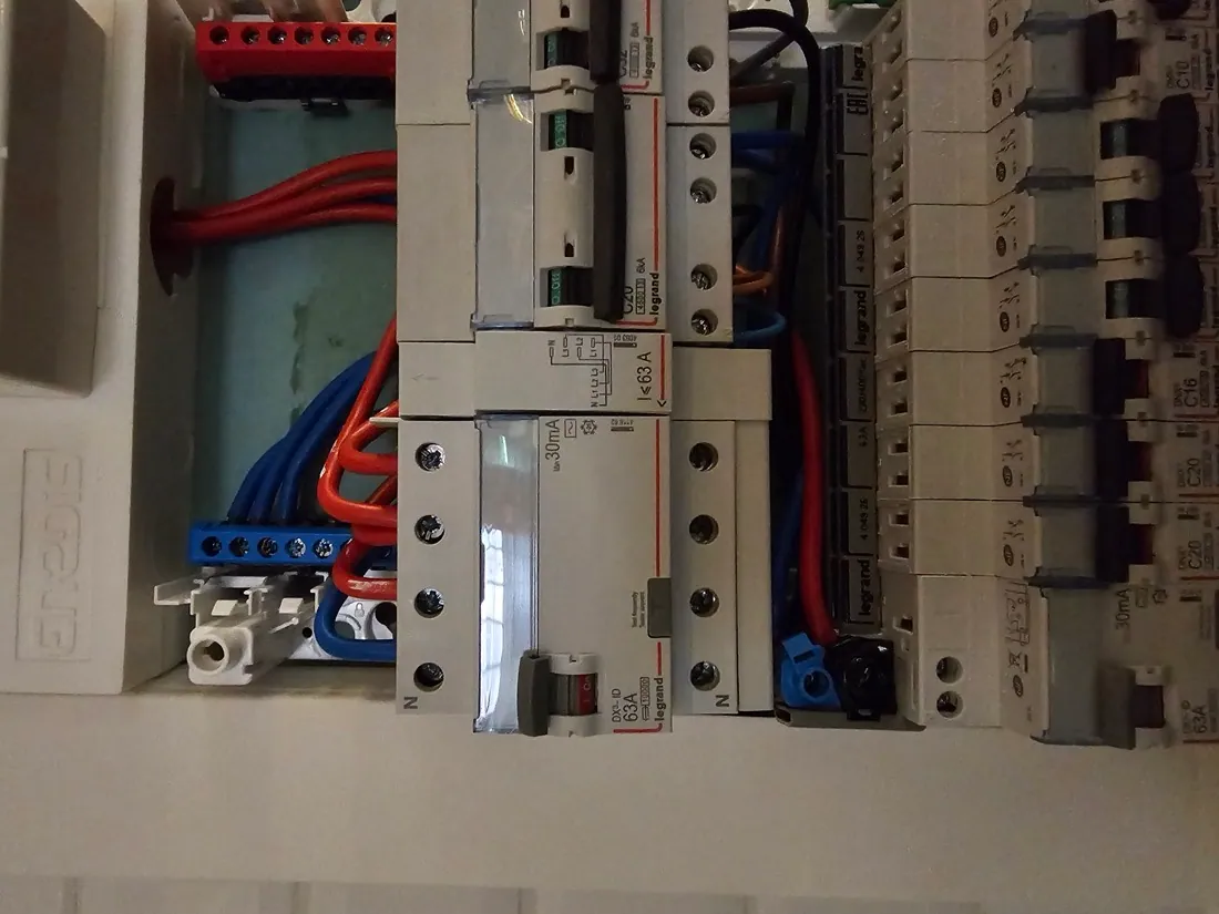 Réalisation LP Elec : rénovation et mise aux normes électrique près de La Rochelle