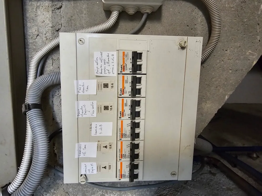 Réalisation LP Elec : rénovation et mise aux normes électrique près de La Rochelle