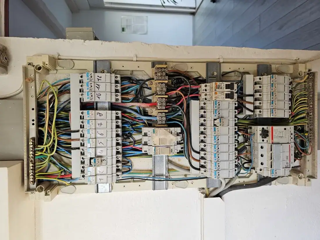 Réalisation LP Elec : rénovation et mise aux normes électrique près de La Rochelle
