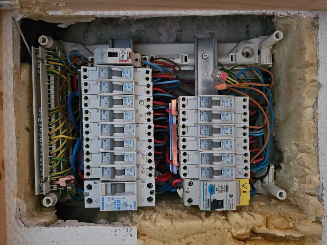 Réalisation LP Elec : rénovation et mise aux normes électrique près de La Rochelle