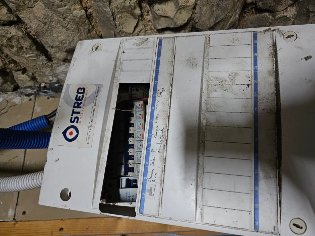 Réalisation LP Elec : rénovation et mise aux normes électrique près de La Rochelle